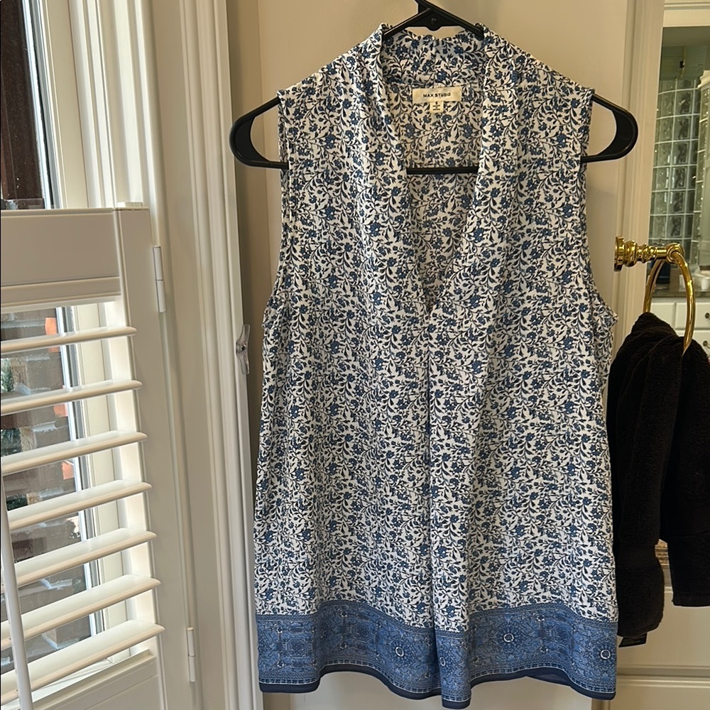 Floral Blue Sleeveless Top